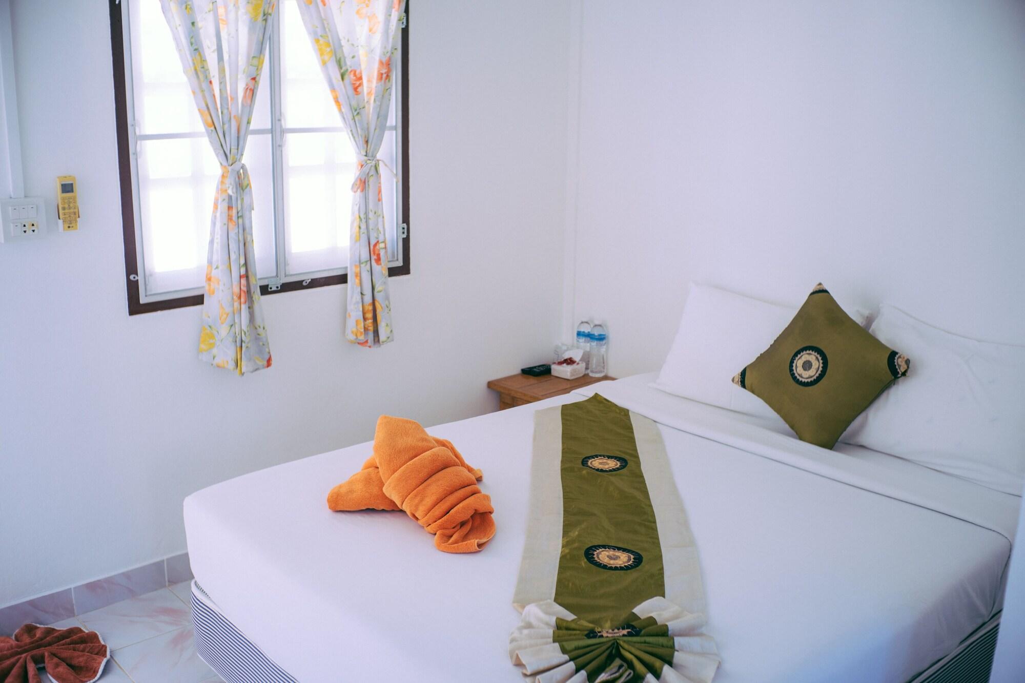 Amity Beach Resort Maret Dış mekan fotoğraf