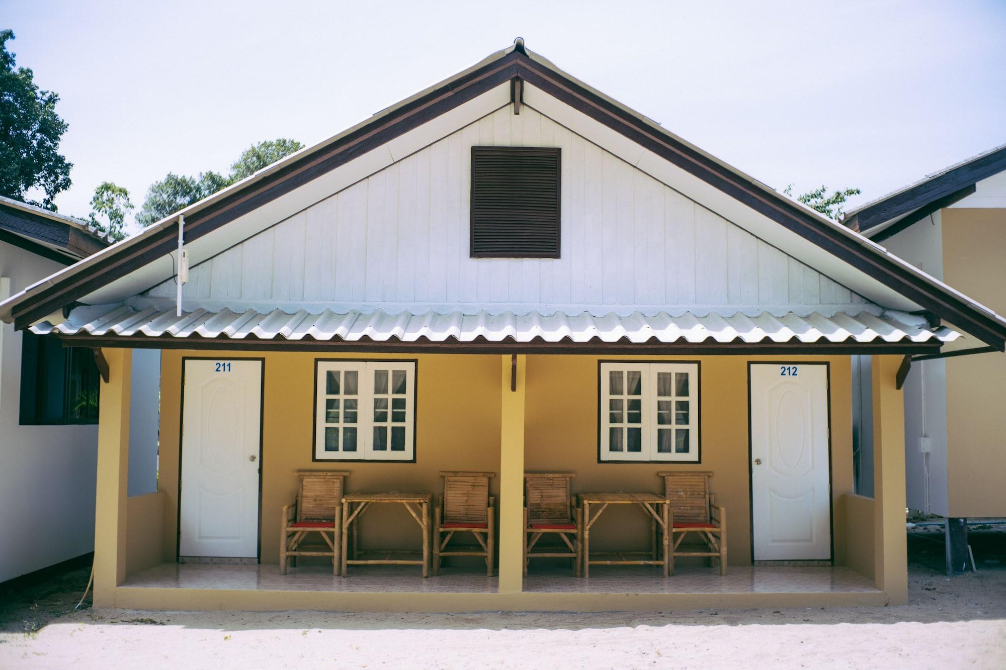 Amity Beach Resort Maret Dış mekan fotoğraf