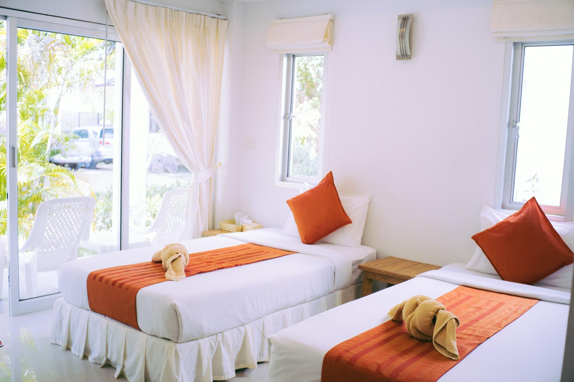 Amity Beach Resort Maret Dış mekan fotoğraf