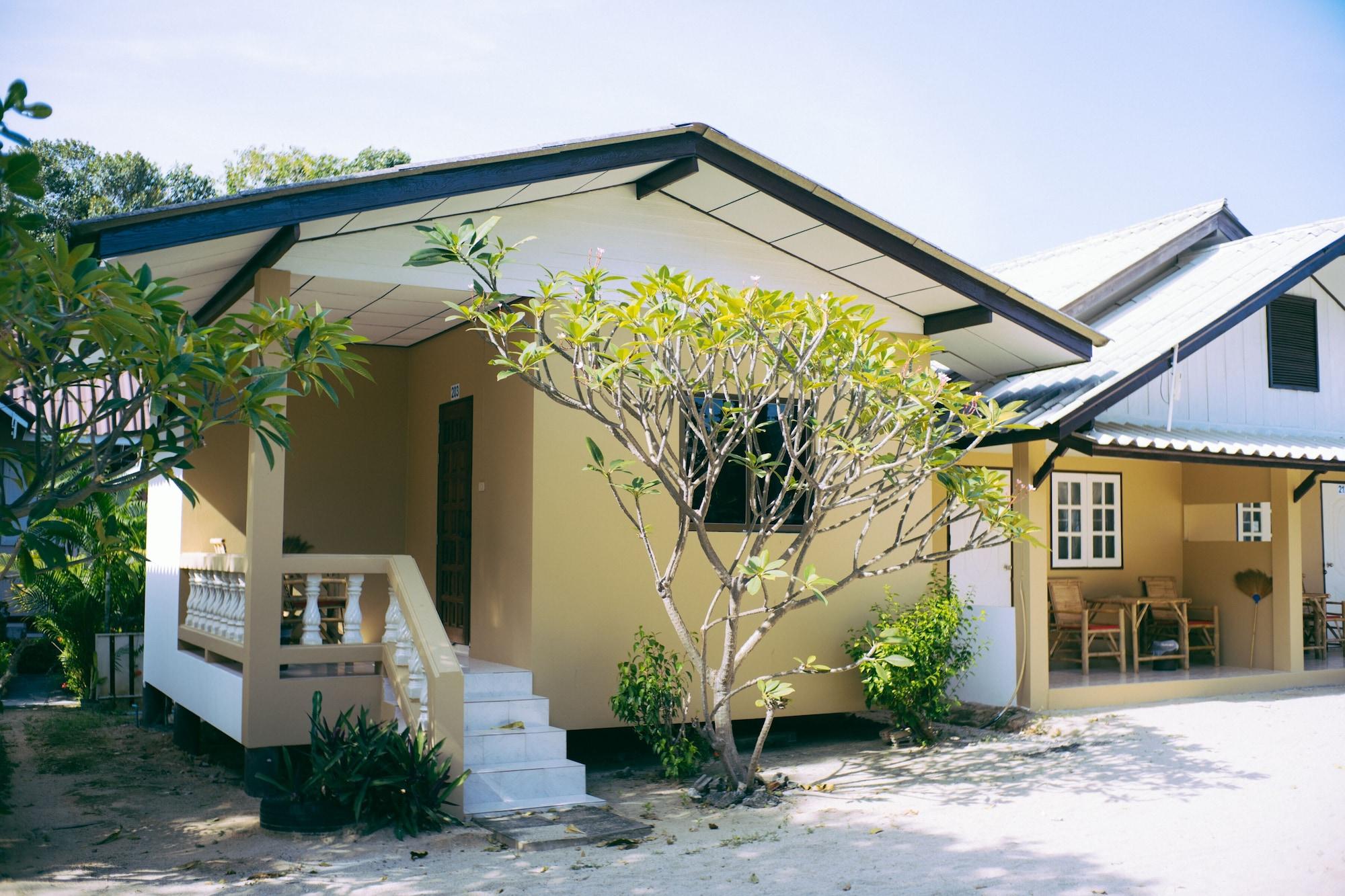 Amity Beach Resort Maret Dış mekan fotoğraf