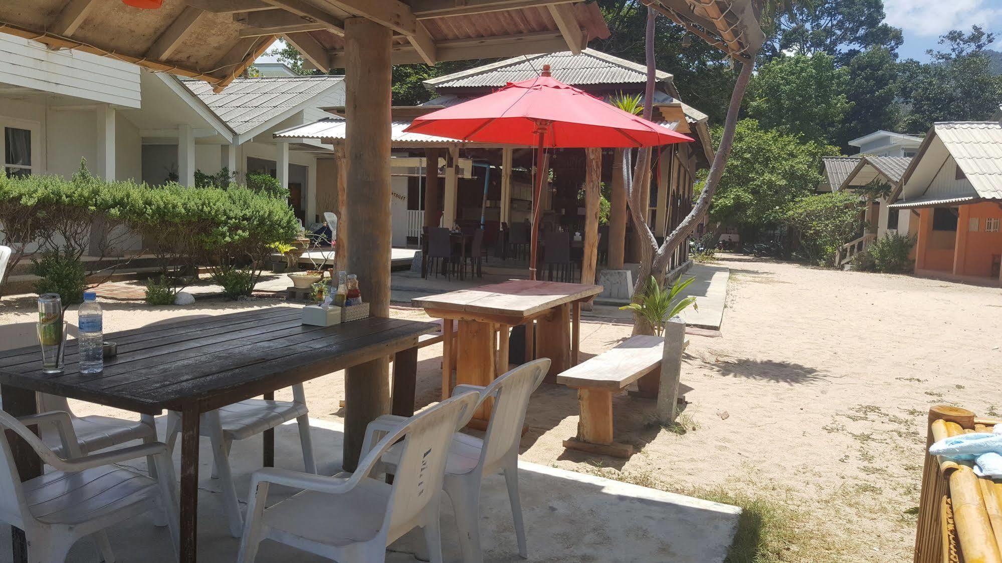 Amity Beach Resort Maret Dış mekan fotoğraf