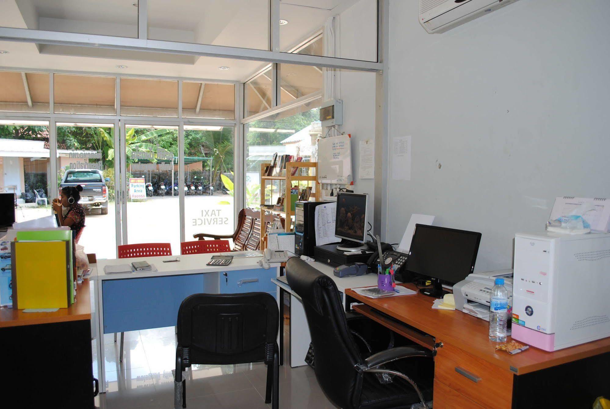 Amity Beach Resort Maret Dış mekan fotoğraf