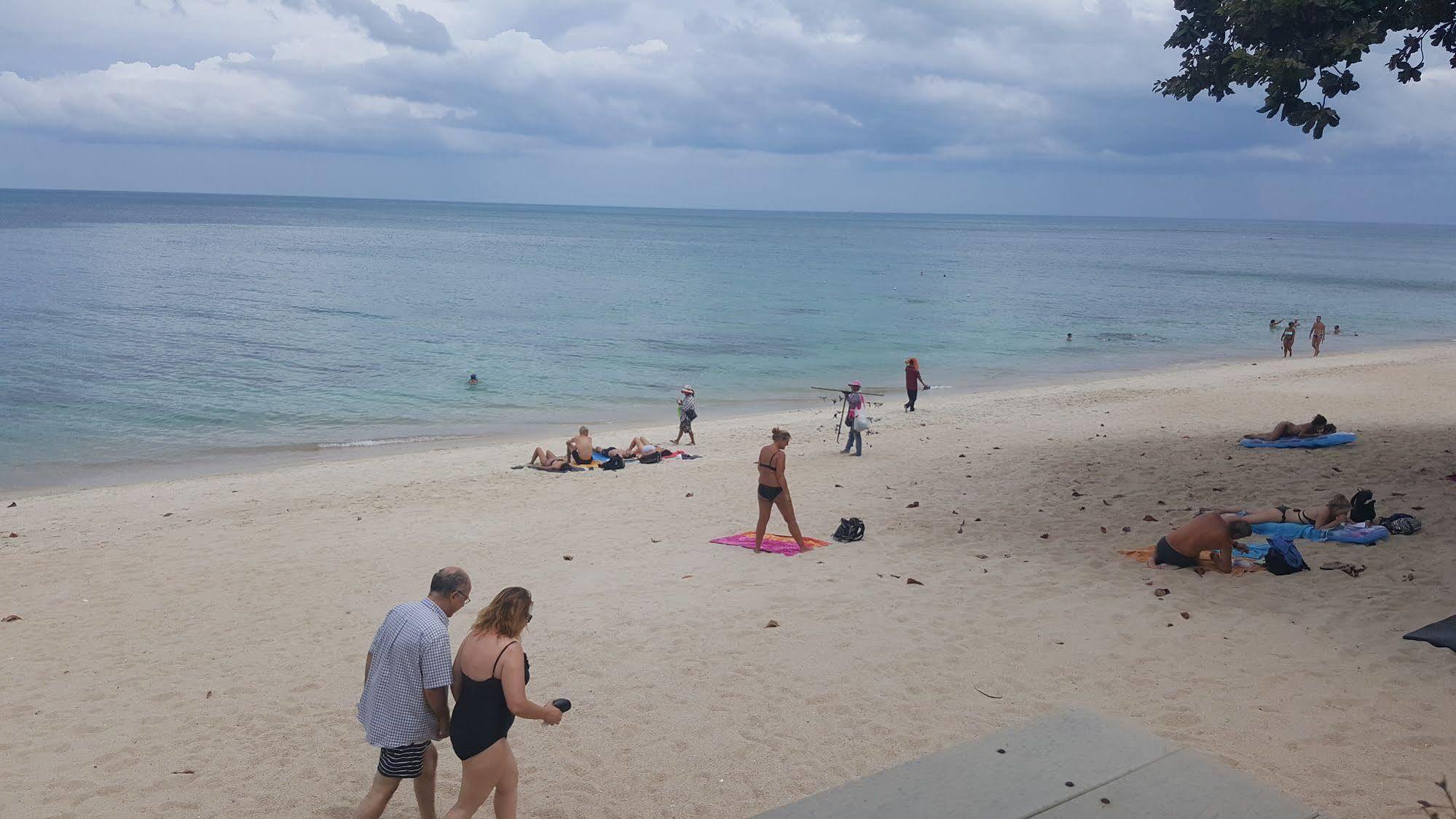 Amity Beach Resort Maret Dış mekan fotoğraf