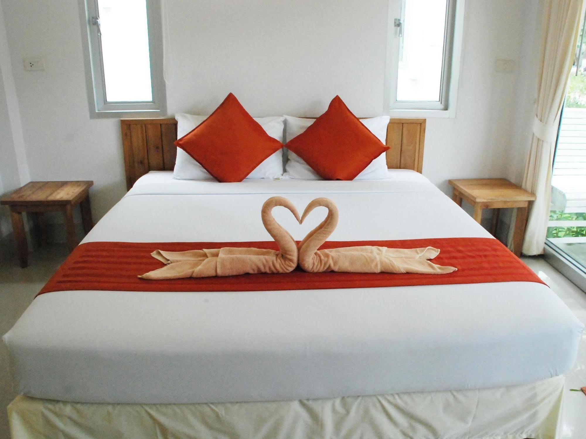 Amity Beach Resort Maret Dış mekan fotoğraf